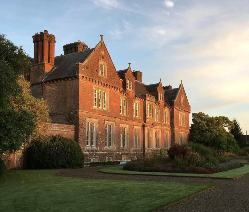 Villa The Mill At Wells House & Gardens Wexford Exterior foto